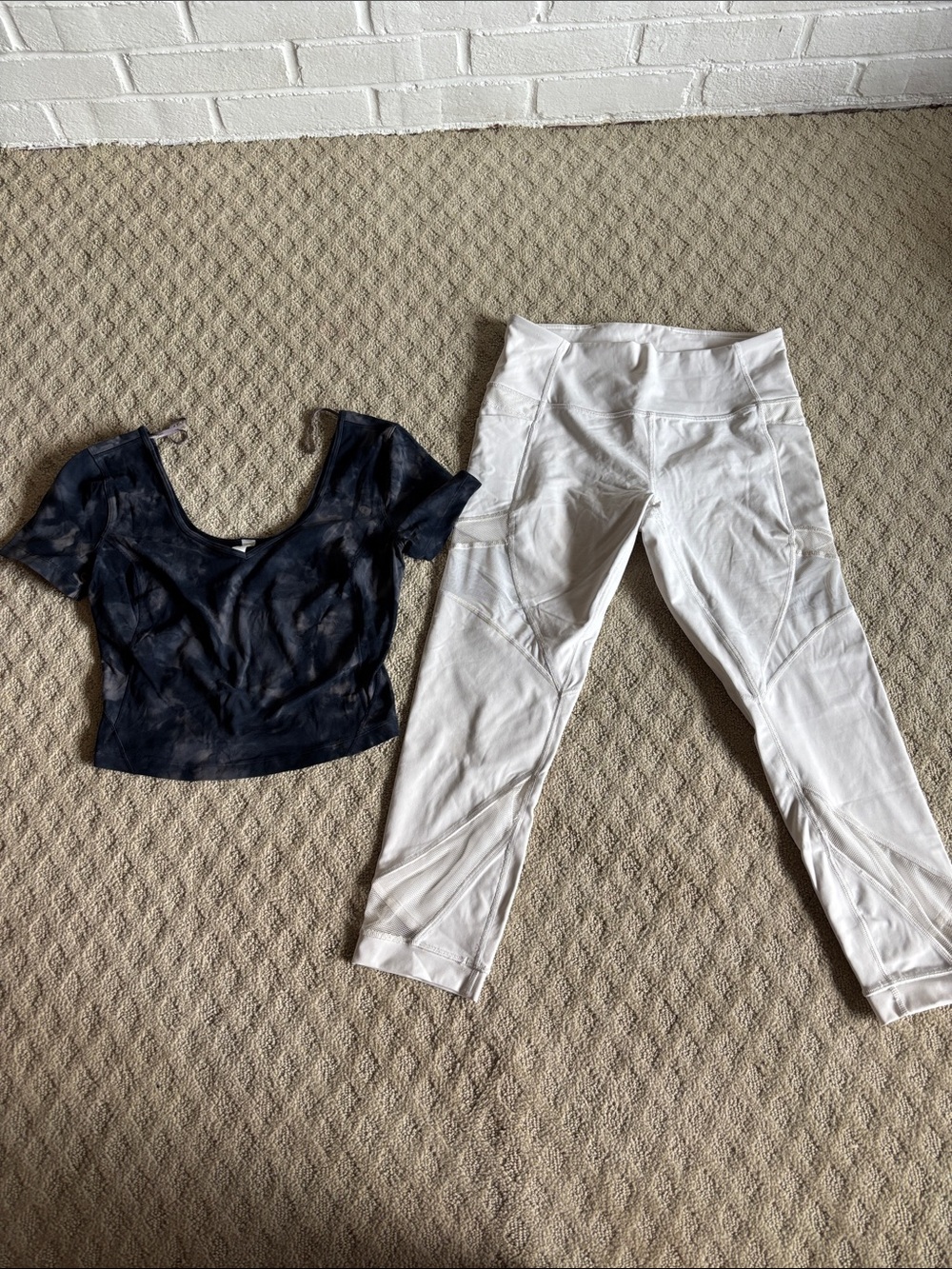 lululemon athletica Tie-Dye Navy and White Athletic shirt and leggings bundle